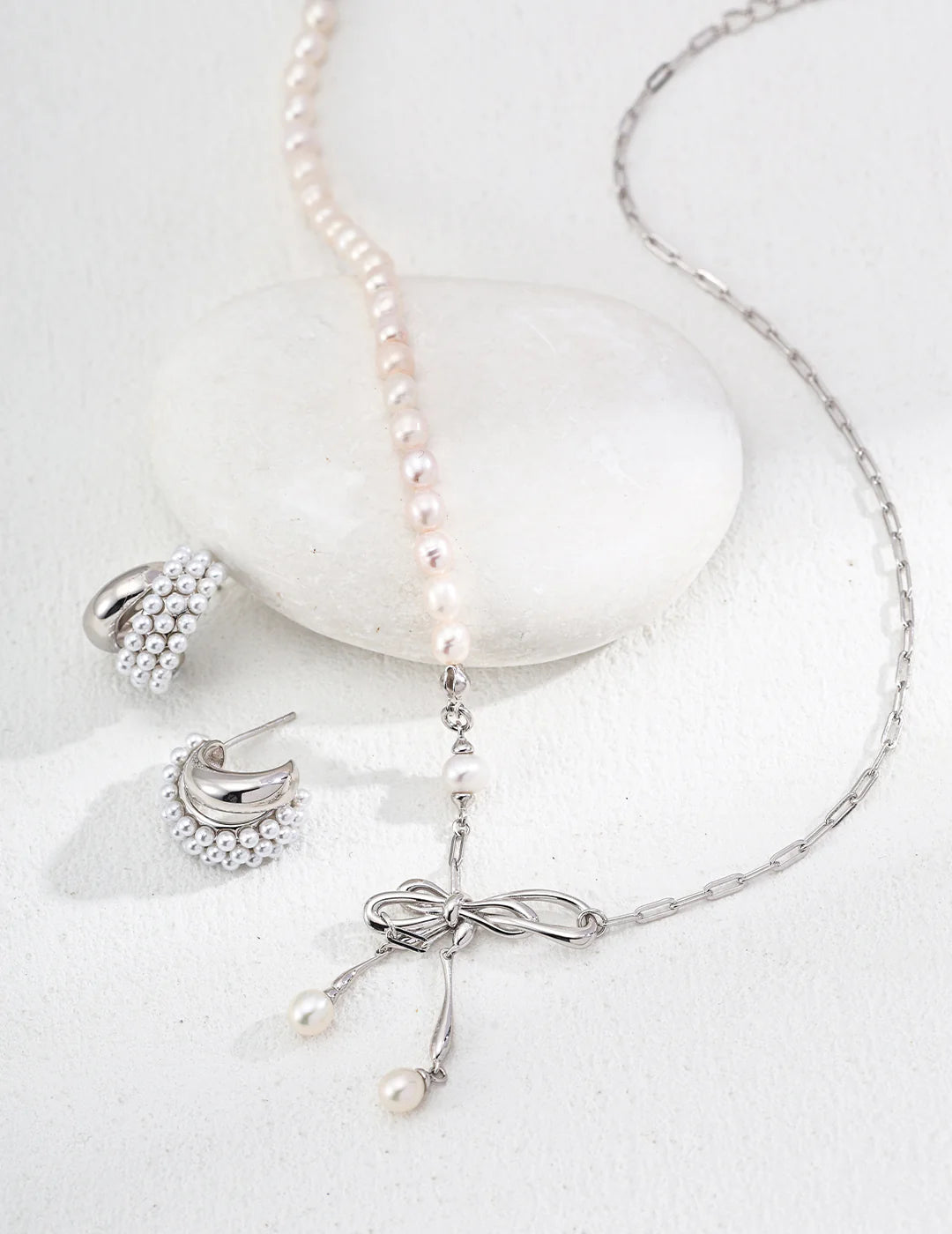 Natural Bowknot Pearl Necklace