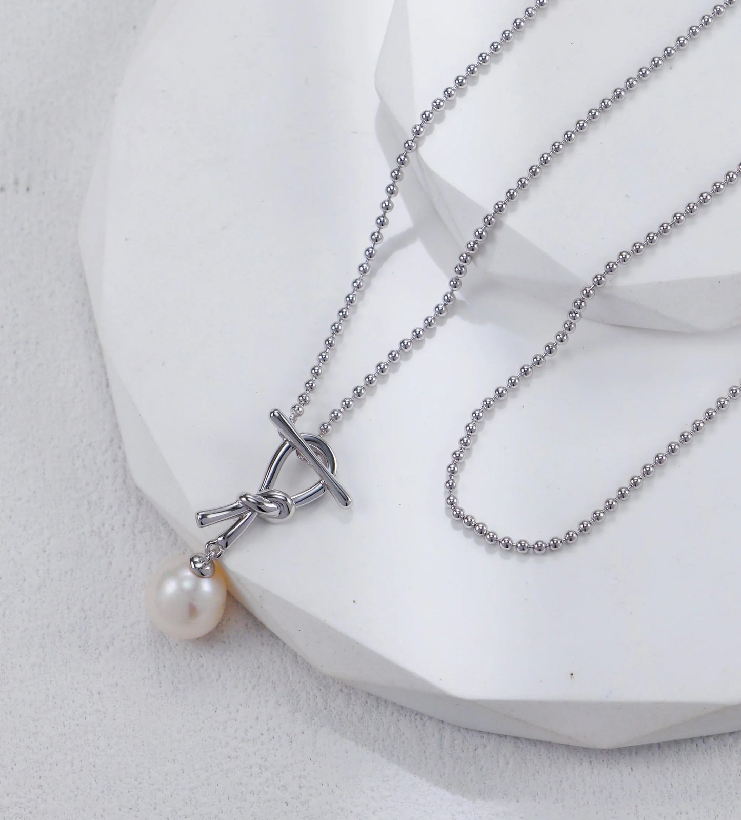 Ruyi Knot Pearl Necklace