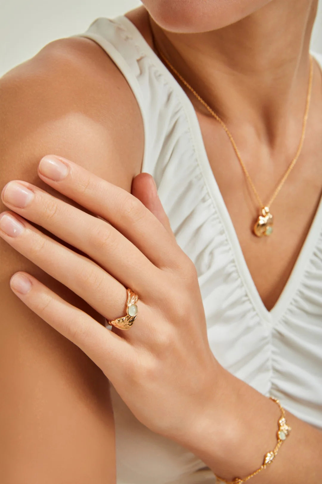 Leaf-Shaped Chalcedony Ring