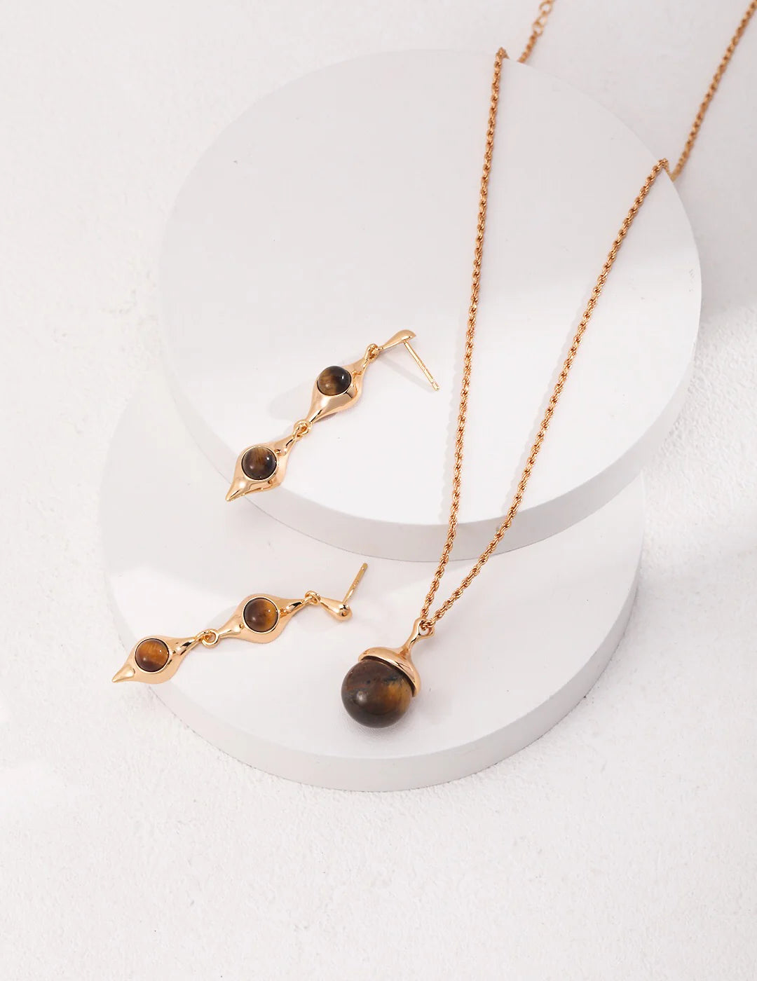 Tiger Eye'S Ball Necklace
