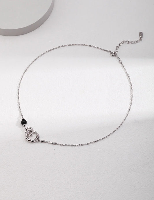 Roundness Hollow round Black Onyx / Pearl Necklace