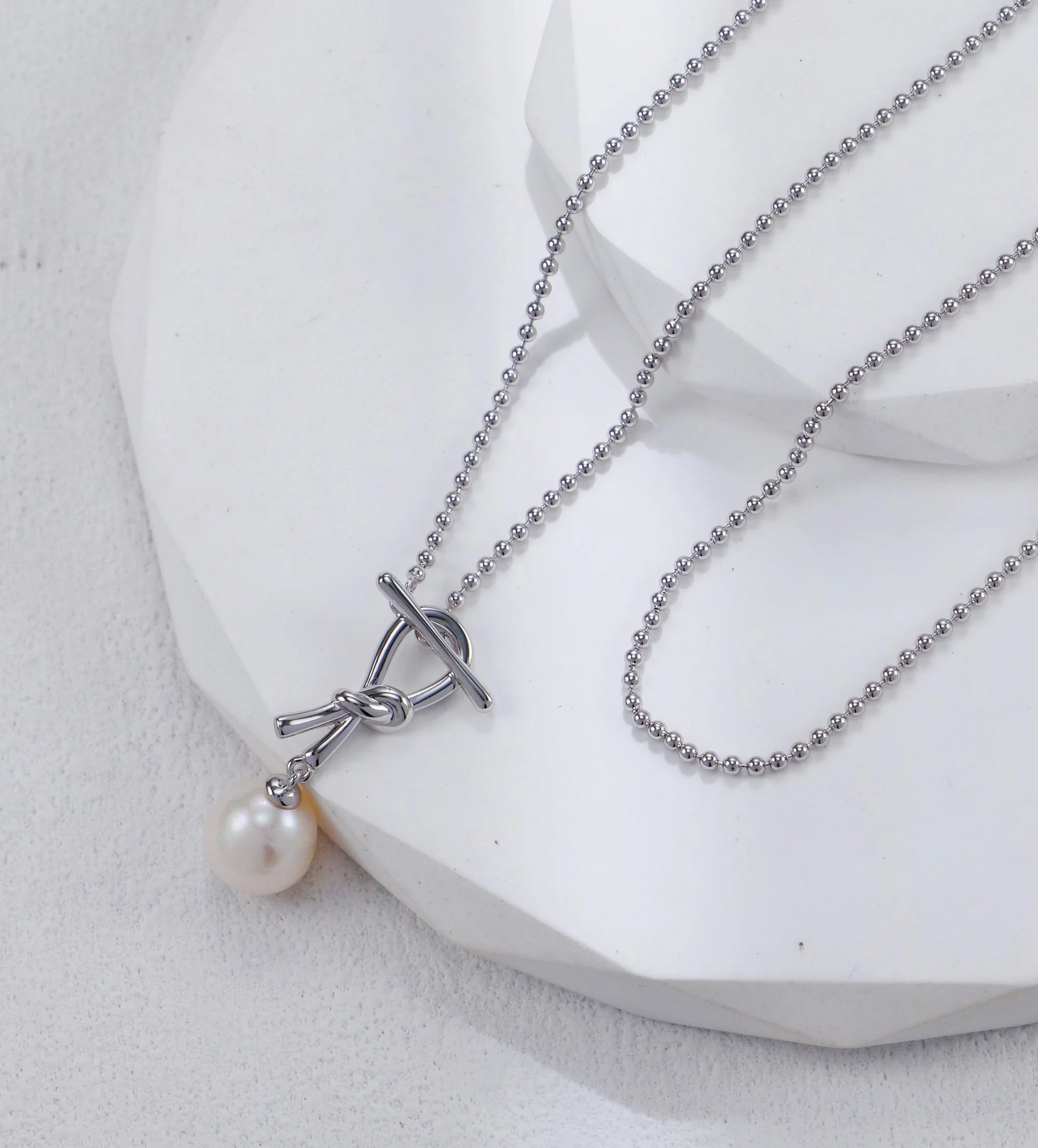Ruyi Knot Pearl Necklace