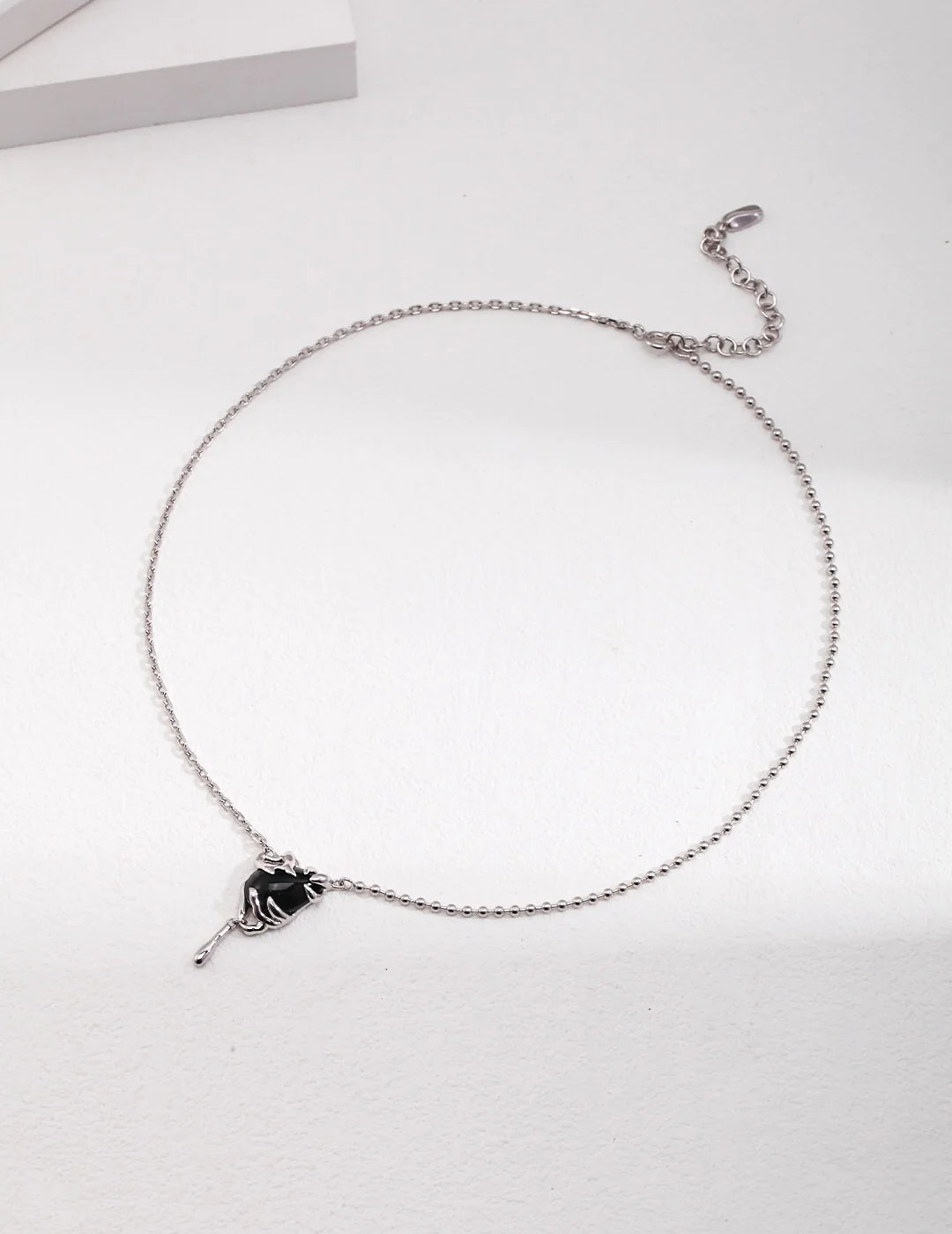 Simple Vintage Black Agate Necklace