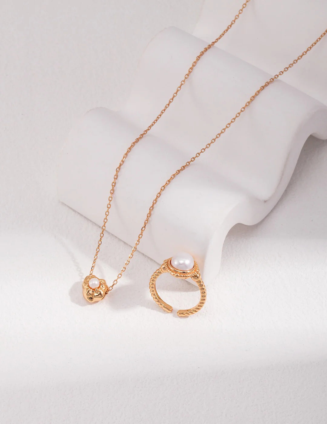 Ocean Grace Pearl Necklace